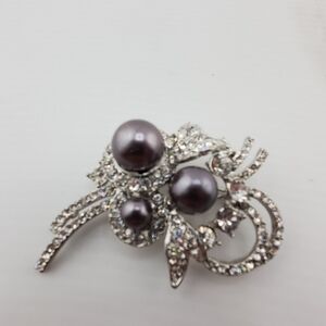 Vintage Rhinestone Faux Pearl Brooch